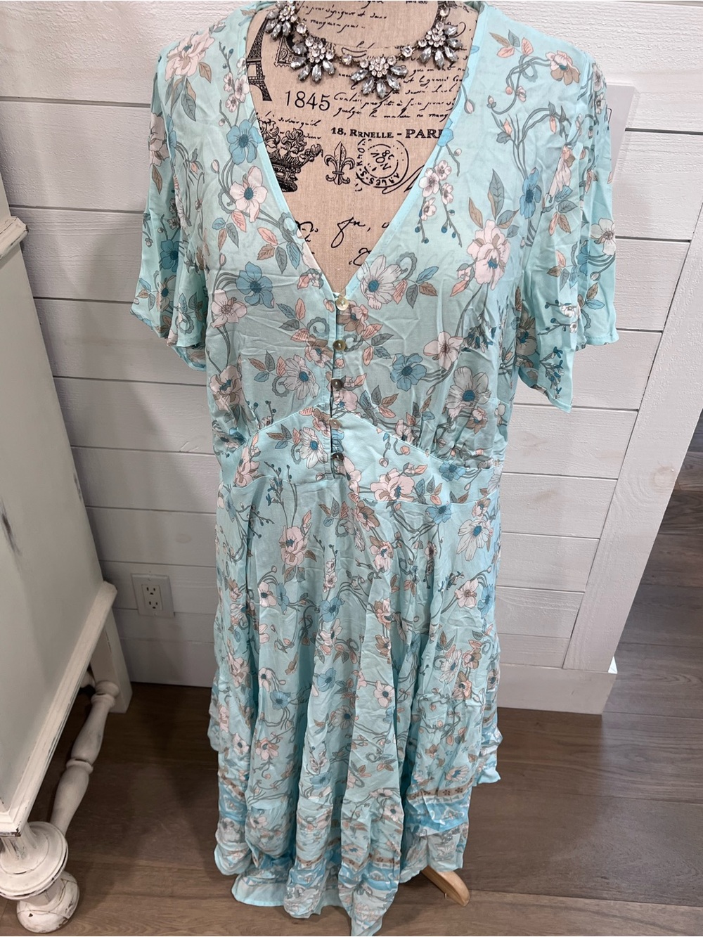 Staring at Stars Mint Floral V-Neck Midi Dress